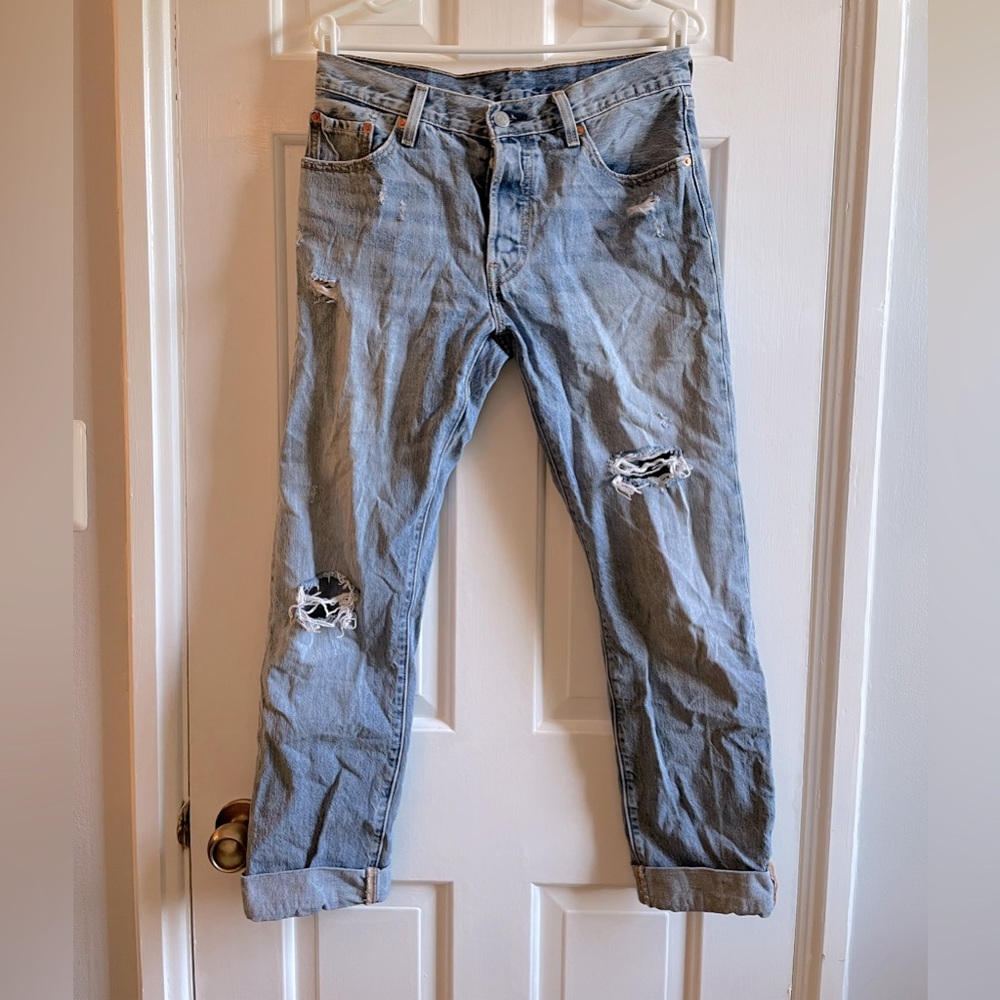 EUC Levi’s 501 Original Fit Jeans 28x32